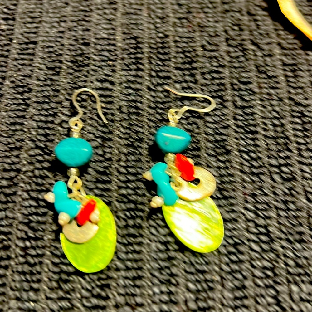 Ear
